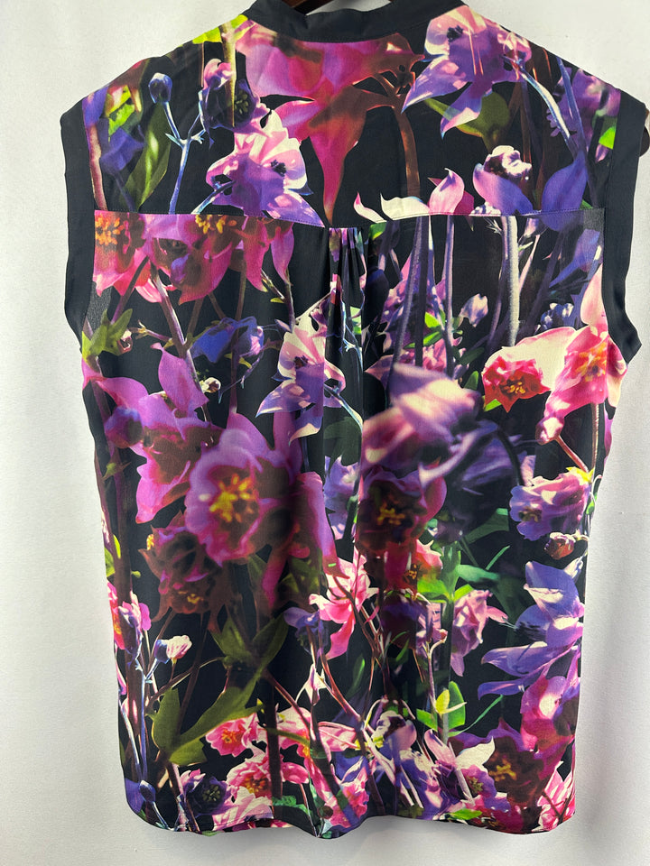 Women’s Escada Floral Sleeveless Blouse Size 38 US 8