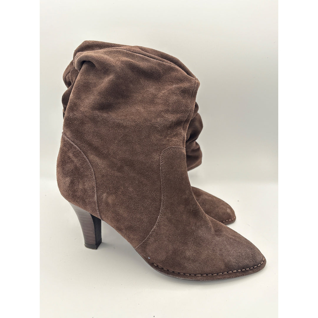 Women’s Hot in Hollywood Size 7 Chocolate Brown Suede Knee High Boots