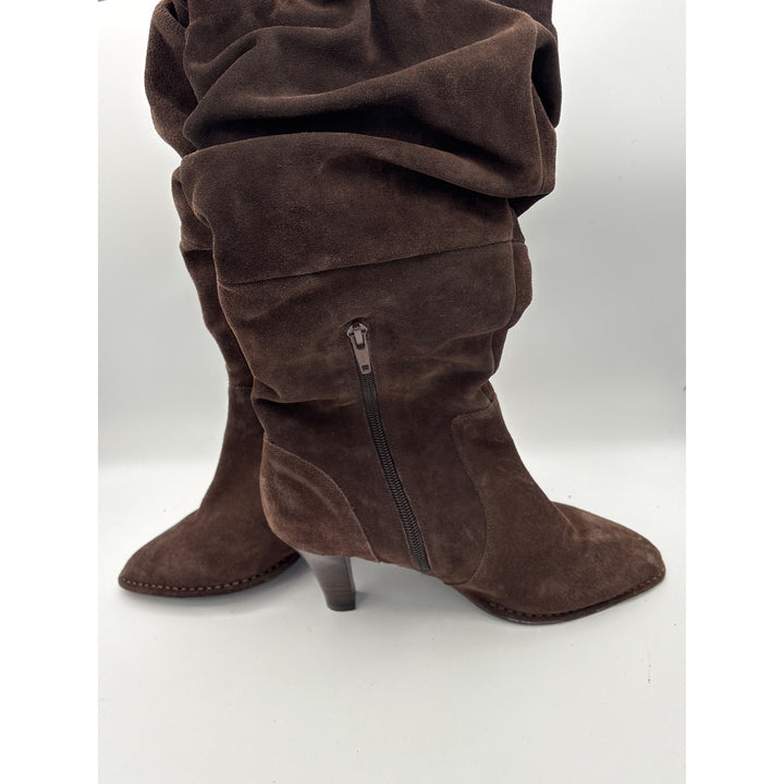 Women’s Hot in Hollywood Size 7 Chocolate Brown Suede Knee High Boots