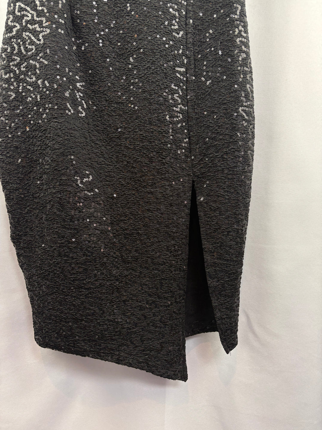 Women’s Luxxel Medium Black Sequin Off the Shoulder Evening Dress