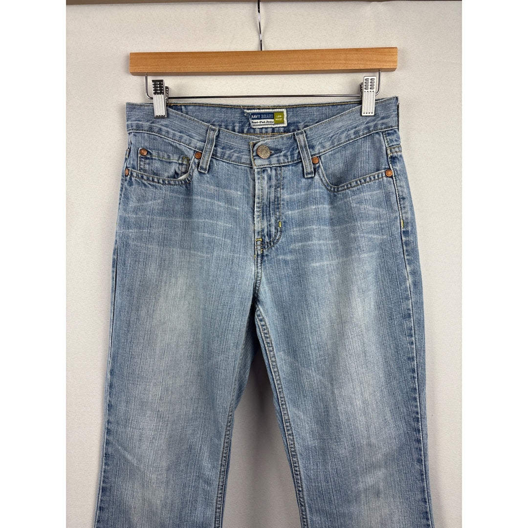 Women’s Old Navy Size 4 Short Light Blue Jeans with a Green Thread Stitch