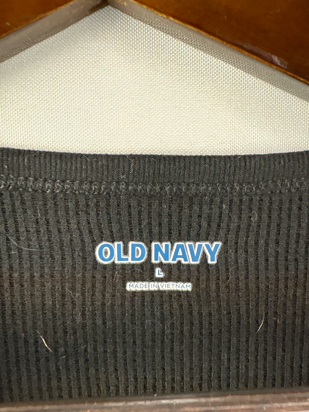 Women’s Old Navy Large Black Thermal Long Sleeve Graphic Shirt