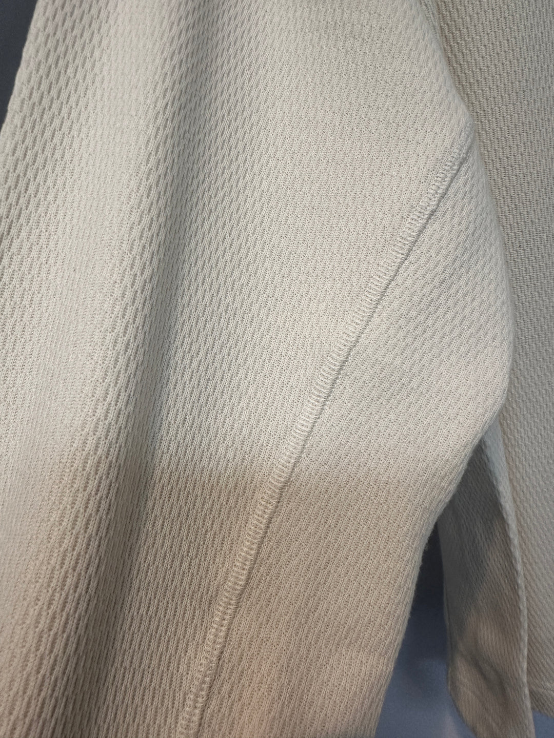Men’s American Eagle Cream Boxy Fit Waffle Jersey Size L