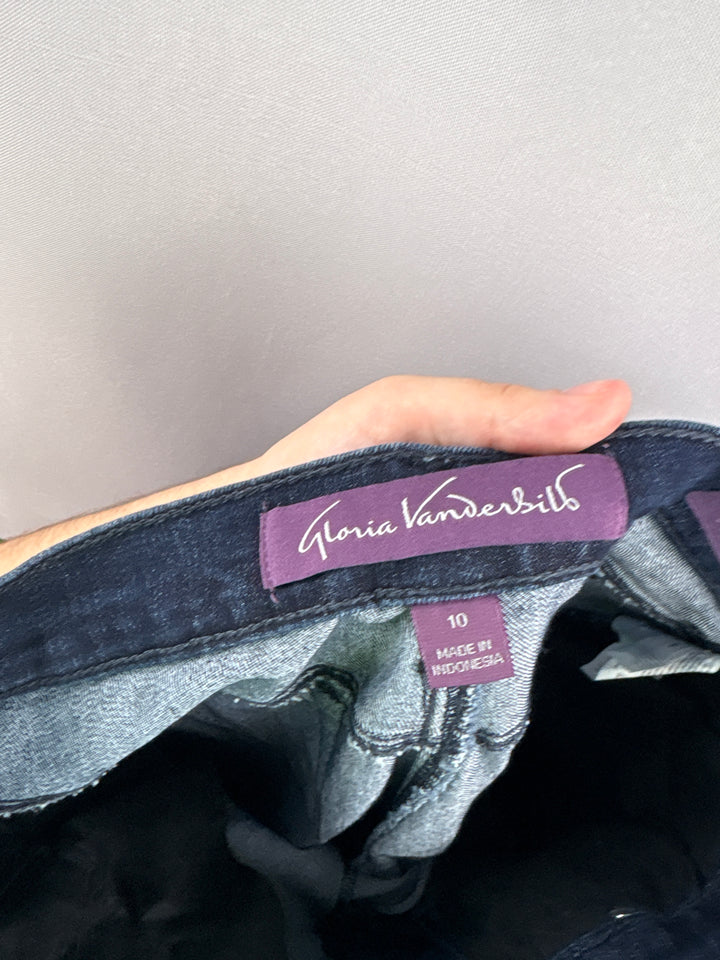 Women’s Gloria Vanderbilt Size 10 Dark Blue Straight Leg Jeans
