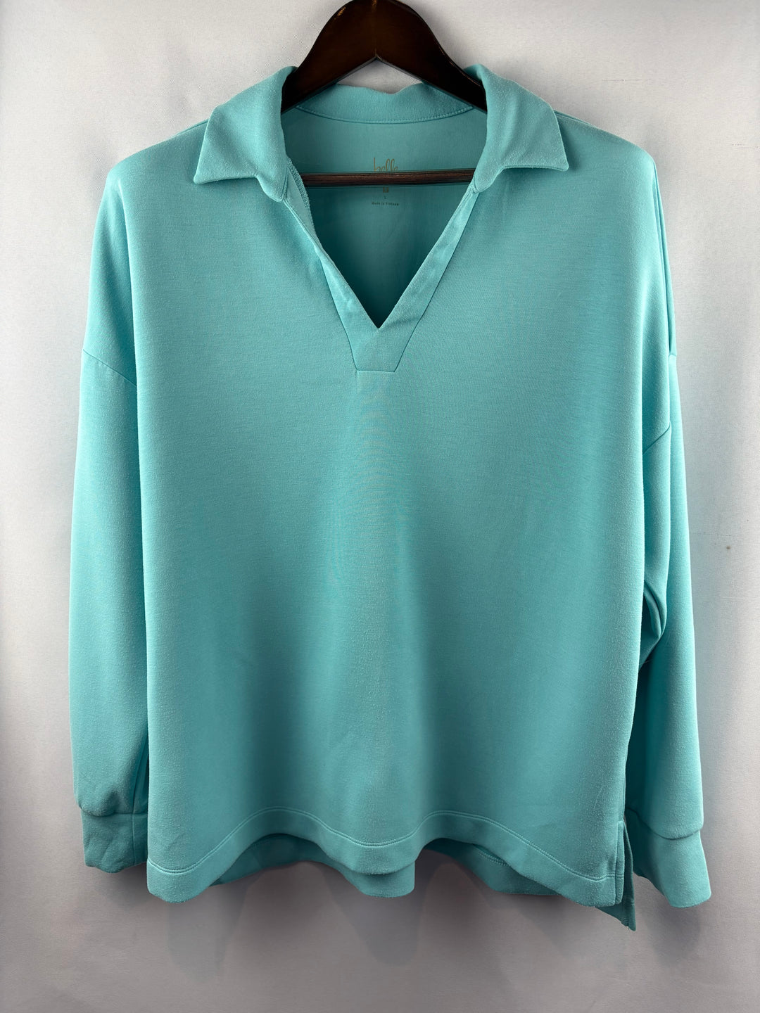 Women’s Belle by Kim Gravel Large Aqua Long Sleeve Shirt