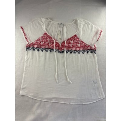 Women’s Old Navy Size XL Red, White, and Blue Short Sleeved Shirt.