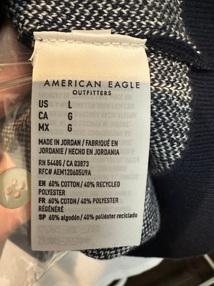 Men’s American Eagle Short Sleeve Blue and White Striped Polo Sweater Size L