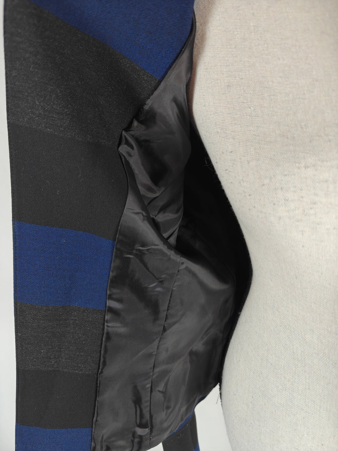 Womens Tahari Arthur S Levine Blazer Black Blue Size 4P