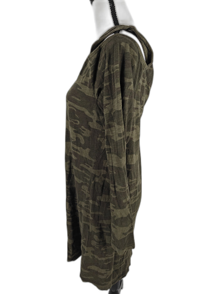 Women’s Sanctuary Cold Shoulder Camo Tunic Top Green Size M