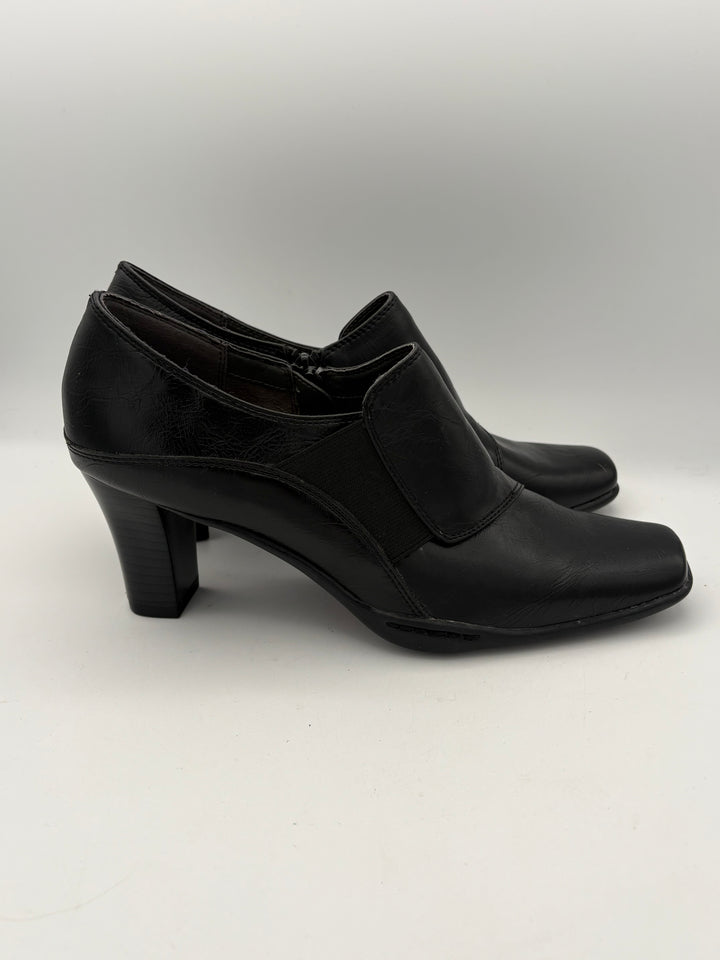 Women’s Aerosoles Size 8 Black Leather Ankle Boot Heels