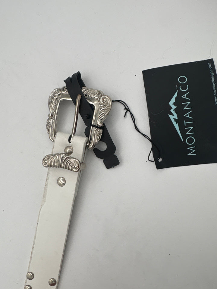 Women’s MontanaCo White Leather Bedazzled Western Belt