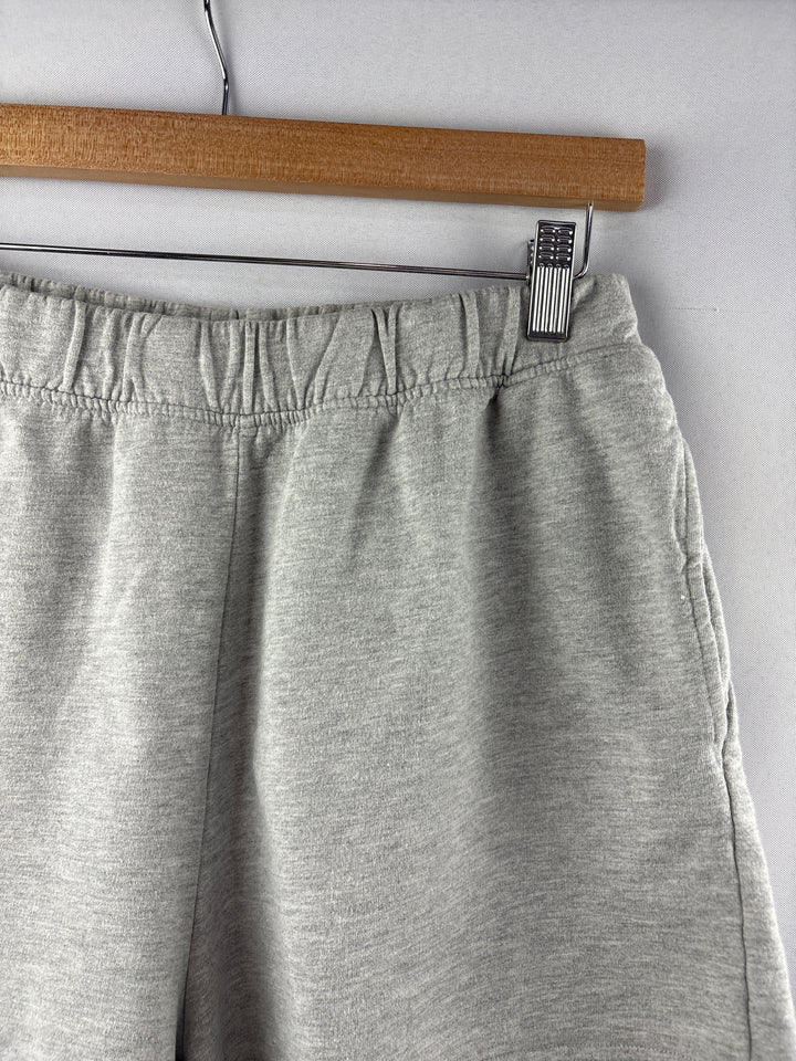 Women’s ThreadBare Size 8 Light Gray Lounge Shorts