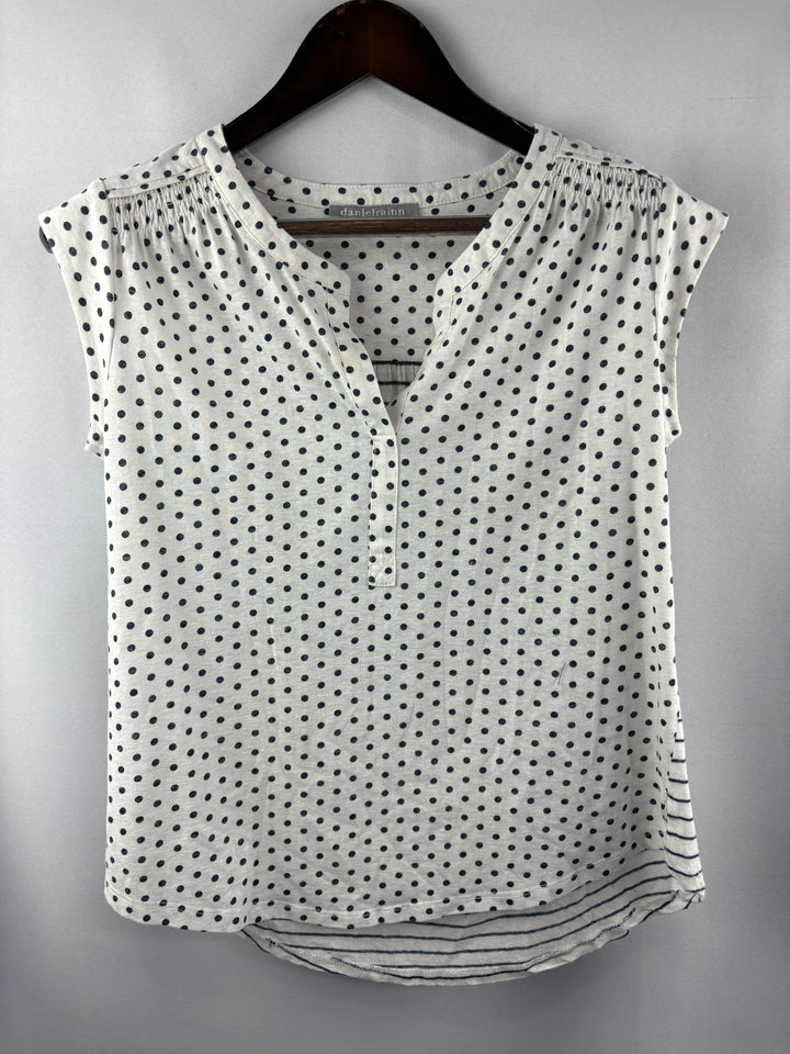 Women’s Daniel Rainn Small White Blouse w/ Gray Polka Dot & Stripes