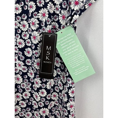 NWT MSK Women Navy 70s Style Floral Dress Size 1X – White & Pink Flower Print