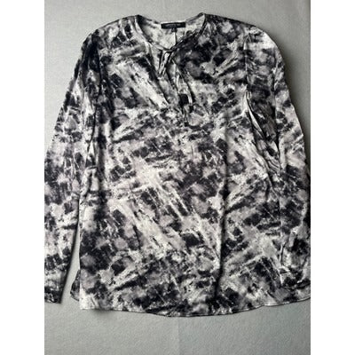 Lafayette 148 Grey printed front tie silk blouse, Size Medium