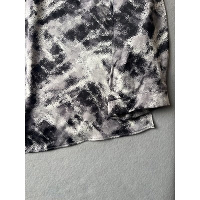Lafayette 148 Grey printed front tie silk blouse, Size Medium