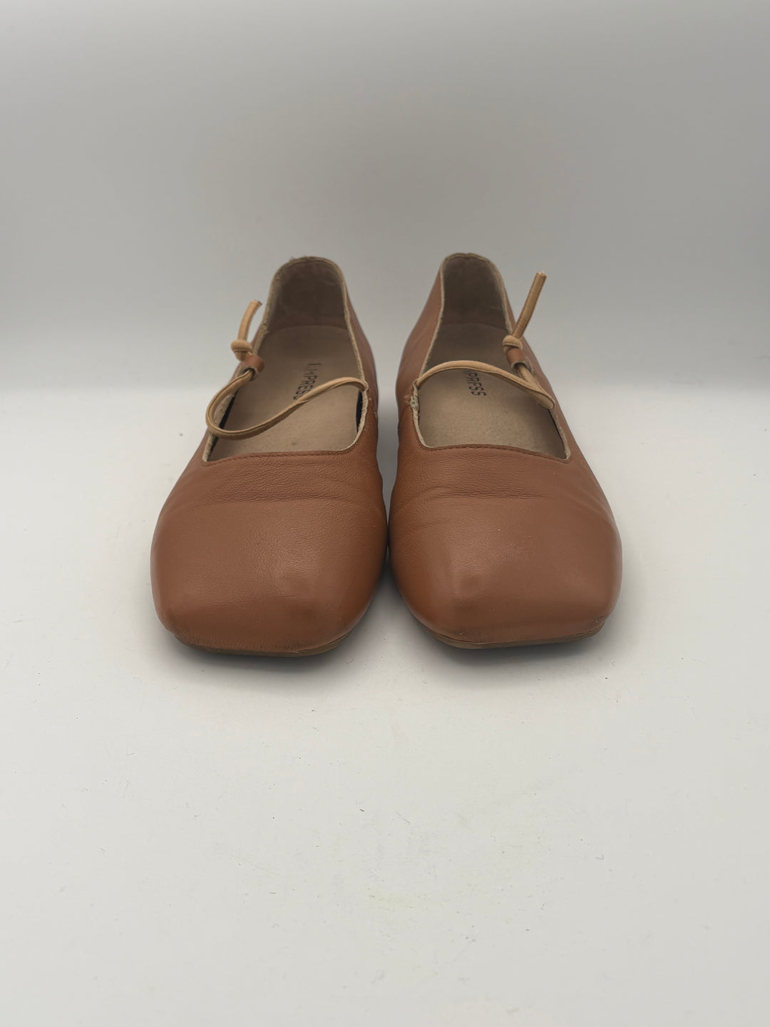 Women’s Empress Size 8.5 Burnt Orange Leather Ballet Flats