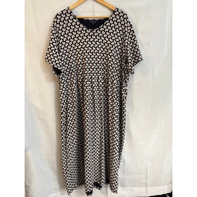 Women’s Lands End Size 3X Navy Blue Dress with White Flowery Seashell Design