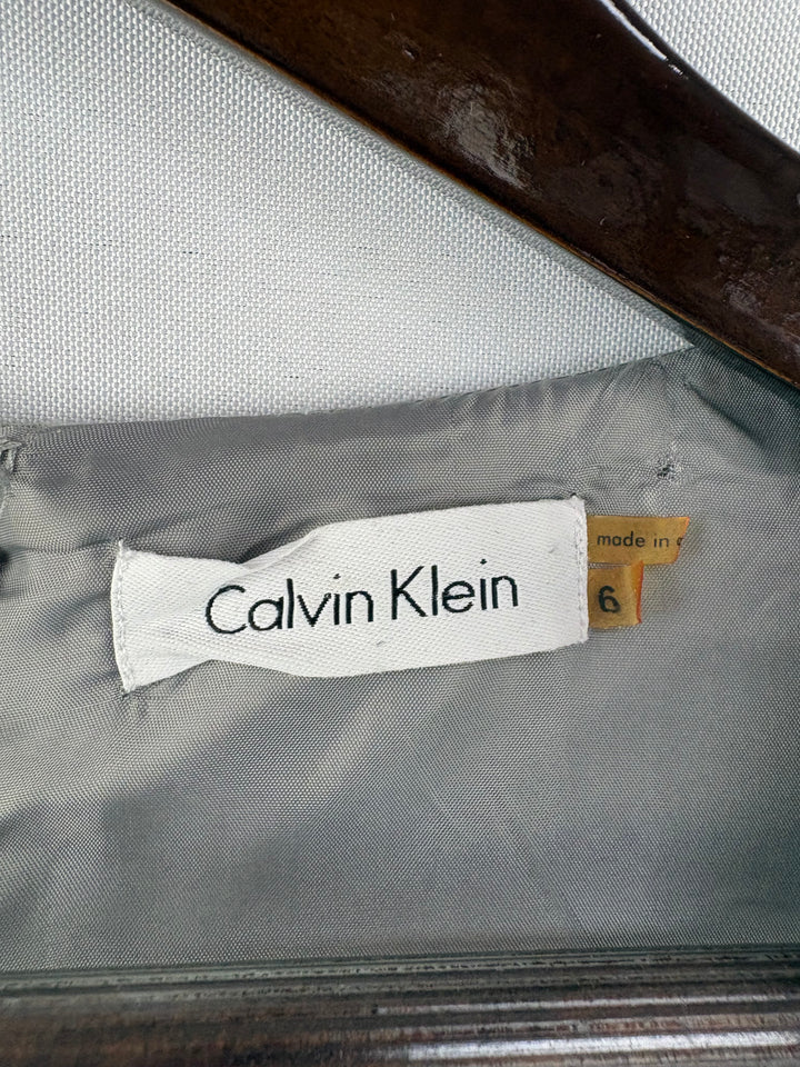 Women’s Calvin Klein Size 6 Light Gray Sheath Dress