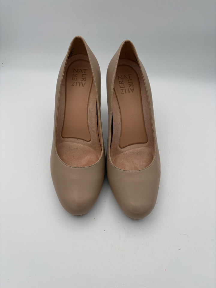 Women’s Naturalizer Size 8.5 Nude Leather Pumps