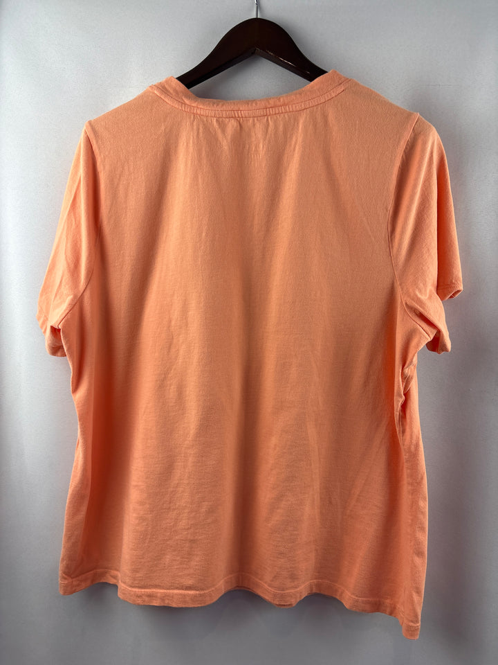 Women’s D&amp;Co XL Pale Orange V-Neck T-Shirt