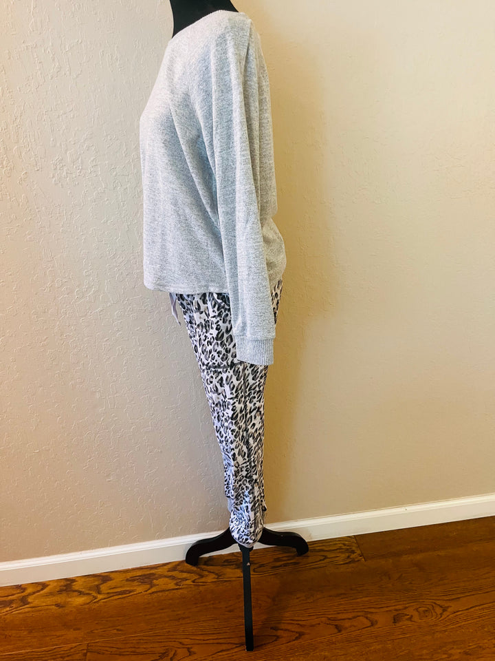 Live Love Lounge Women’s 3 Piece Pajama Lounge Set Cozy Sleepwear Matching Set