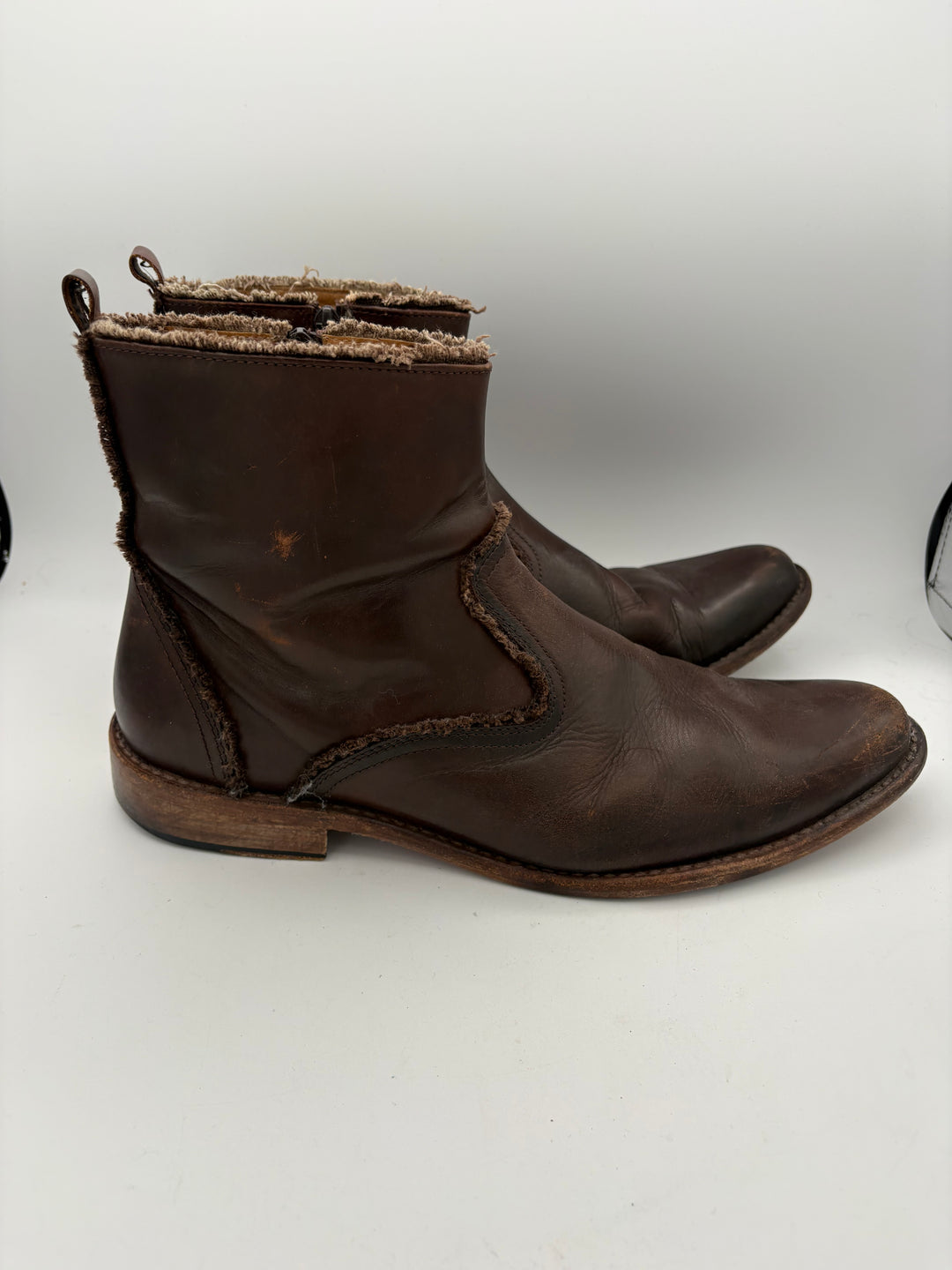 Men’s Red Tape Size 10.5 Brown Boots