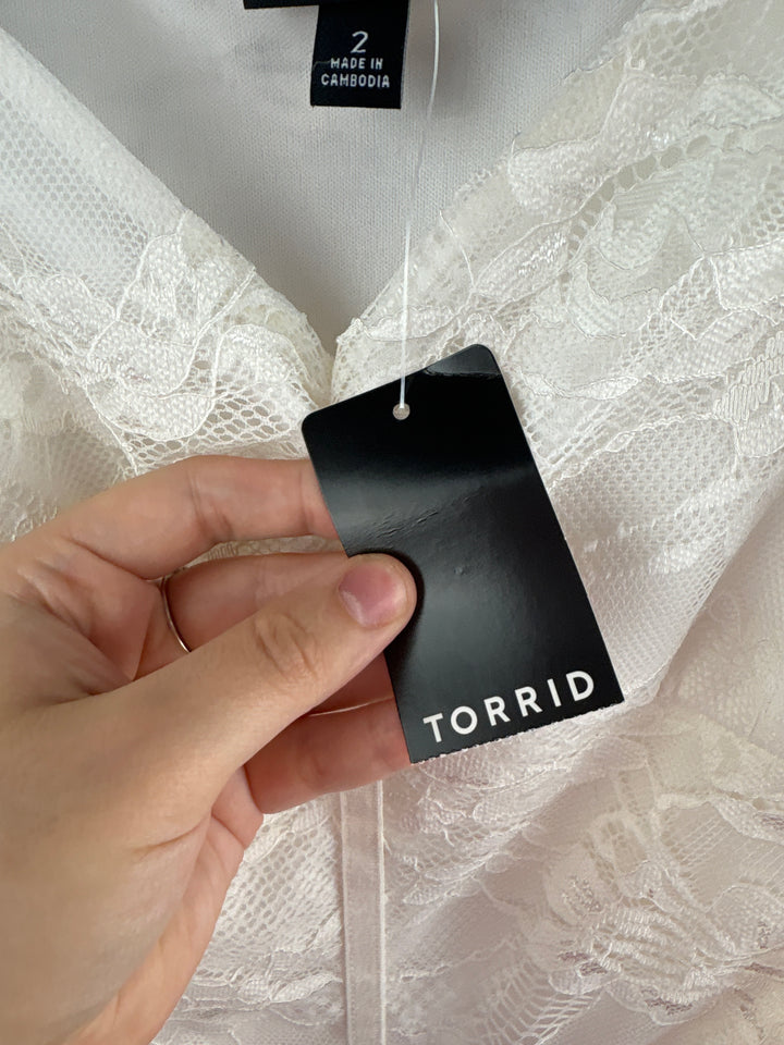 Women’s Torrid Size 2 White Lace Tiered Mini Dress