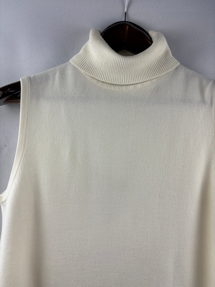 Women’s Sag Harbor Cream Sleeveless Turtleneck