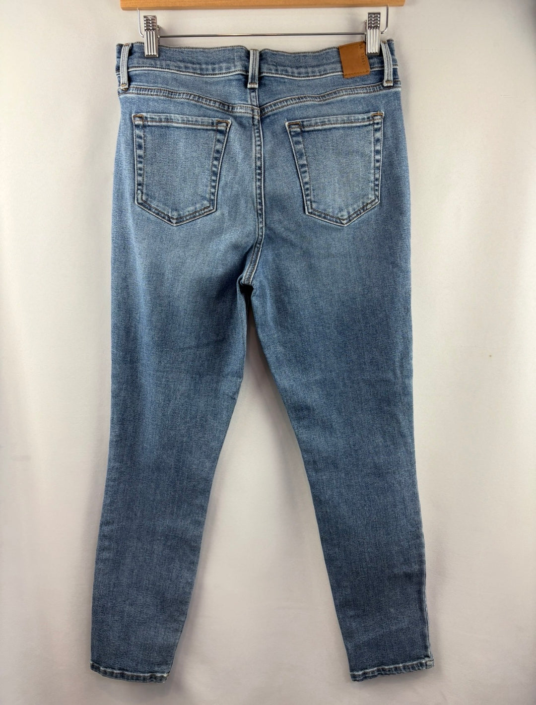 Women’s Level 99 Size 6/28 Light Blue Skinny Jeans