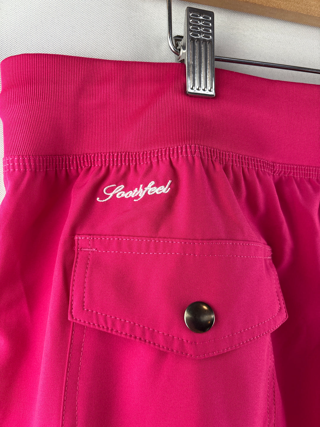 Women’s Soothfeel Size 2XL Hot Pink Cargo Activewear Capris