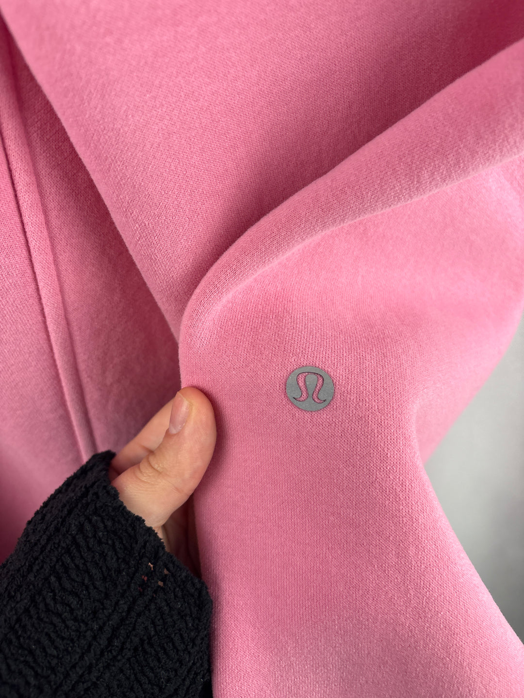 Women’s LuluLemon Medium Pink Sweatpants