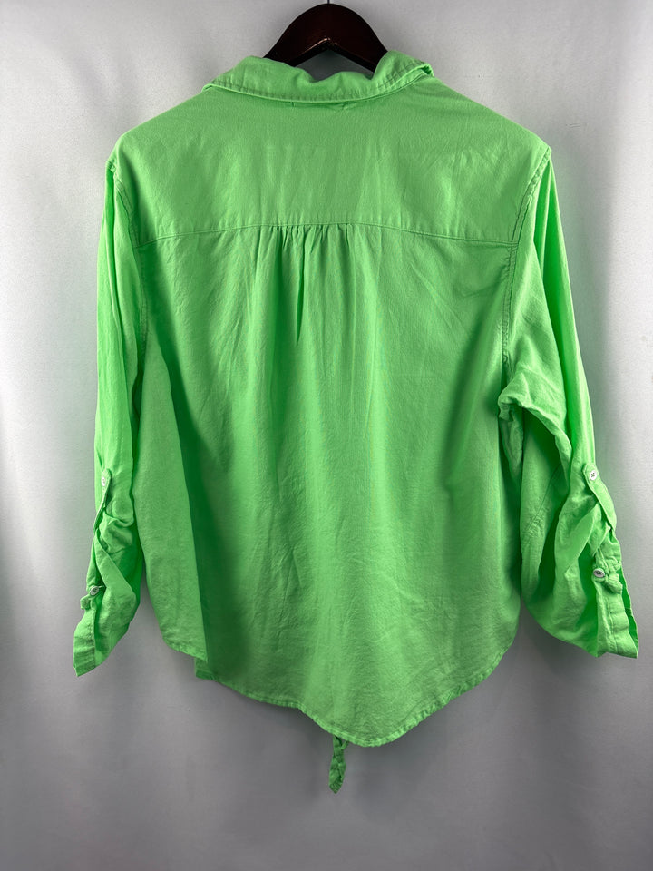 Women’s Fresh Produce Size 1X Leaf Green Button Up