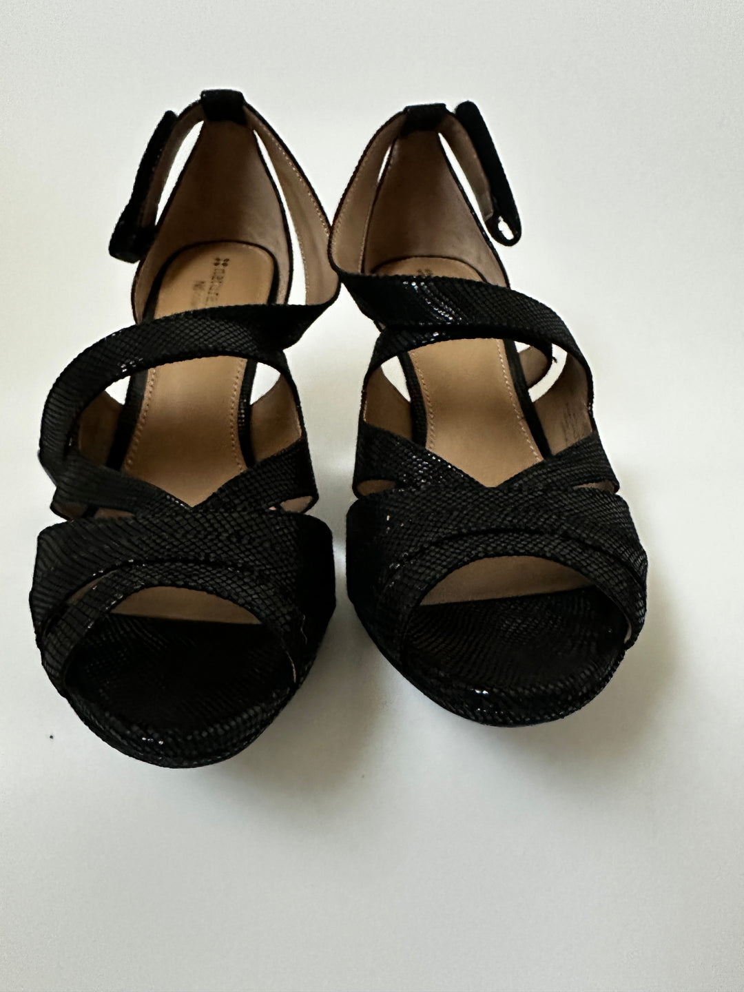 Naturalizer N5 Comfort Black Textured Strappy Heels