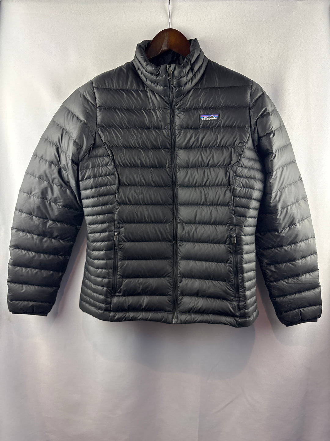 Women’s Patagonia Large Black Puffer Jacket