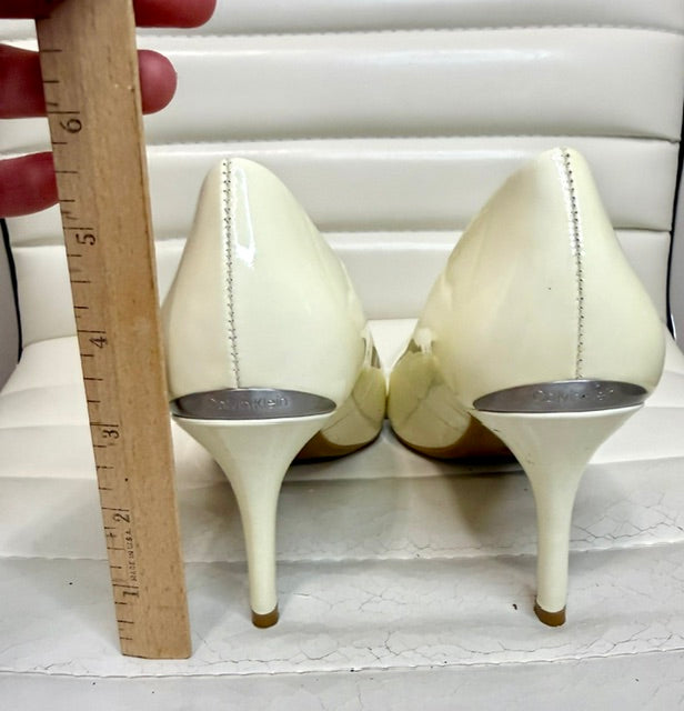 Calvin Klein Cream Patent Leather Pumps Sz7
