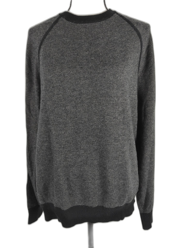 Women’s Banana Republic Sweater Gray Black Size M