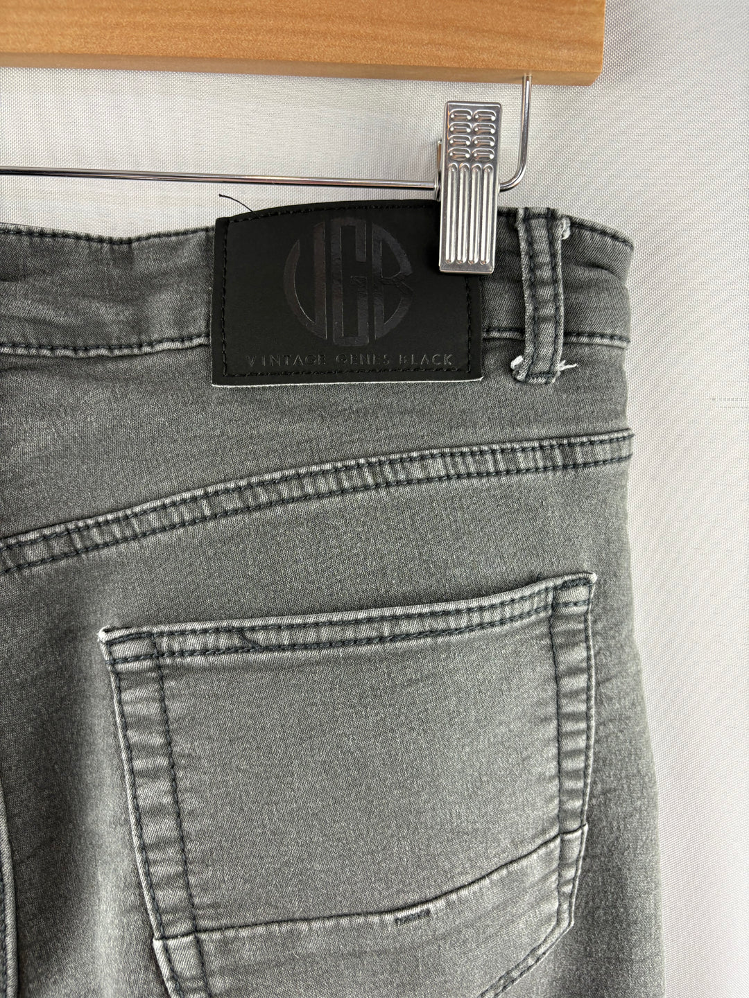 Men’s Vintage Genes Black W30/L30 Dark Gray Slim Fit Jeans
