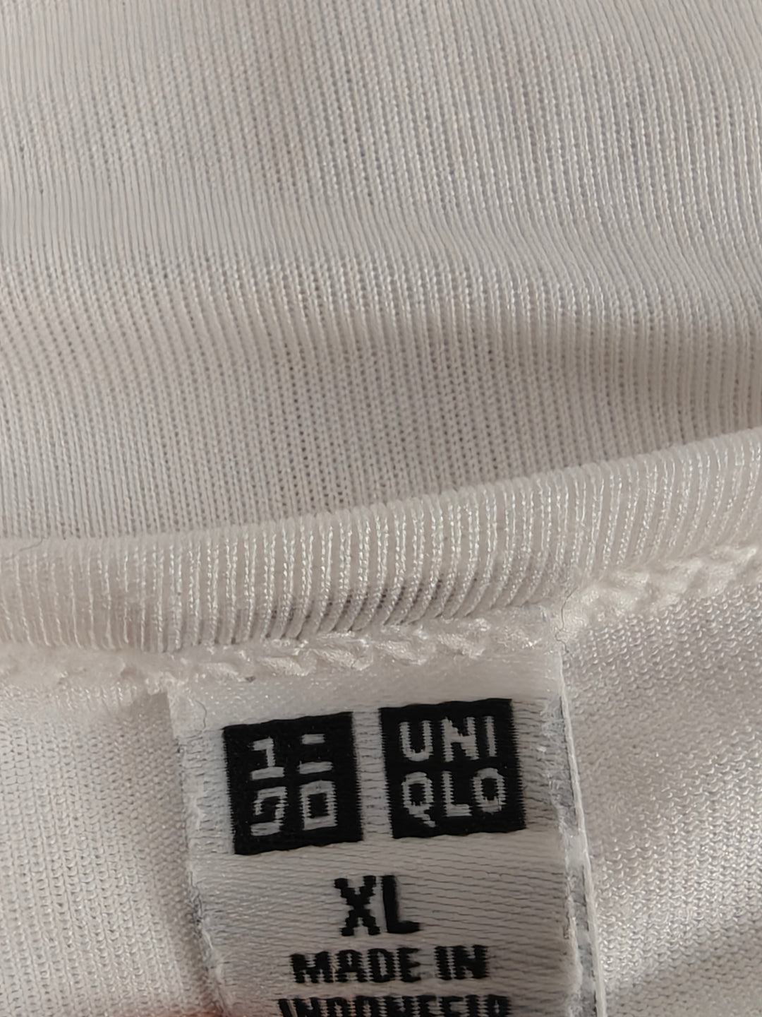 Men’s Uniqlo AIRism Long Sleeve Shirt White Size XL