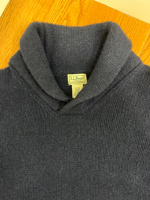 L.L.Bean 100% Shetland Wool Navy Sweater –Brown Elbow Patches, SzM