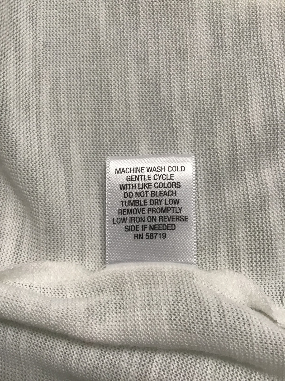Women’s Studio Works White Lightweight Cardigan Size Small
