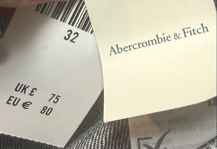 Abercrombie &amp; Fitch Curve Love 90s Relaxed Jeans Size 32 NWT High Rise Wide Leg