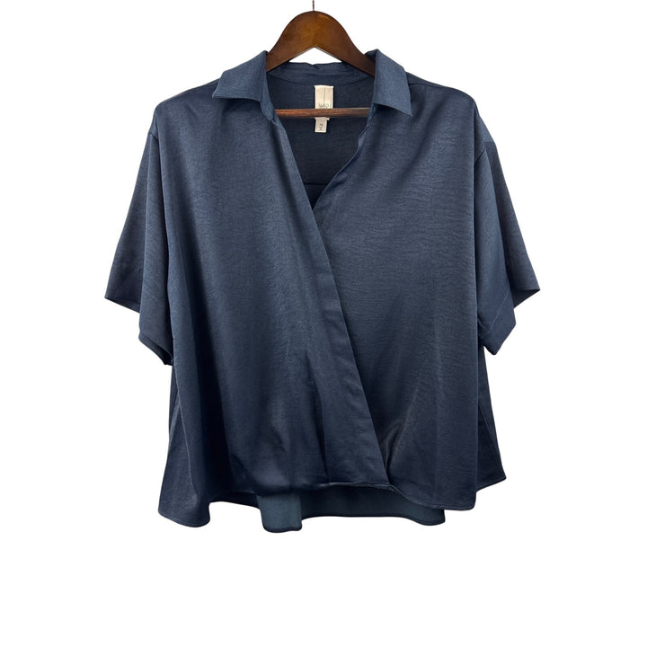 Women’s Wynne Layers Size 1X Navy Blue Satin Blouse