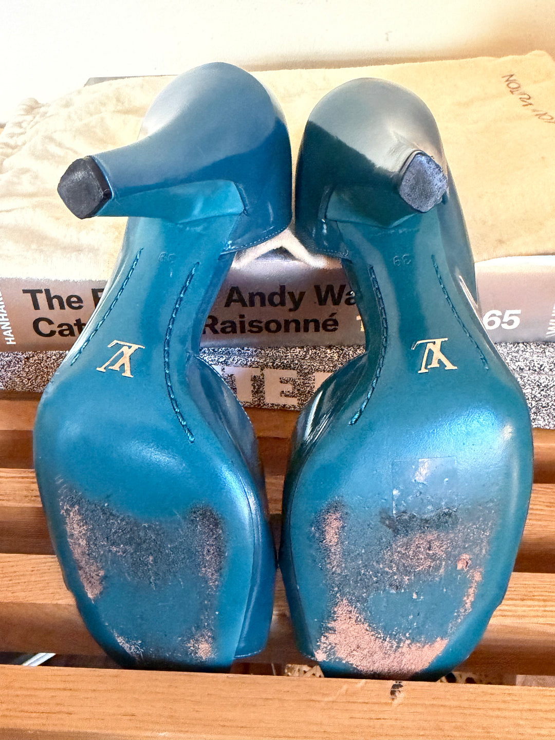 Louis Vuitton Vintage Teal Patent Leather Peep Toe Heels Pumps Size 39 Y2K