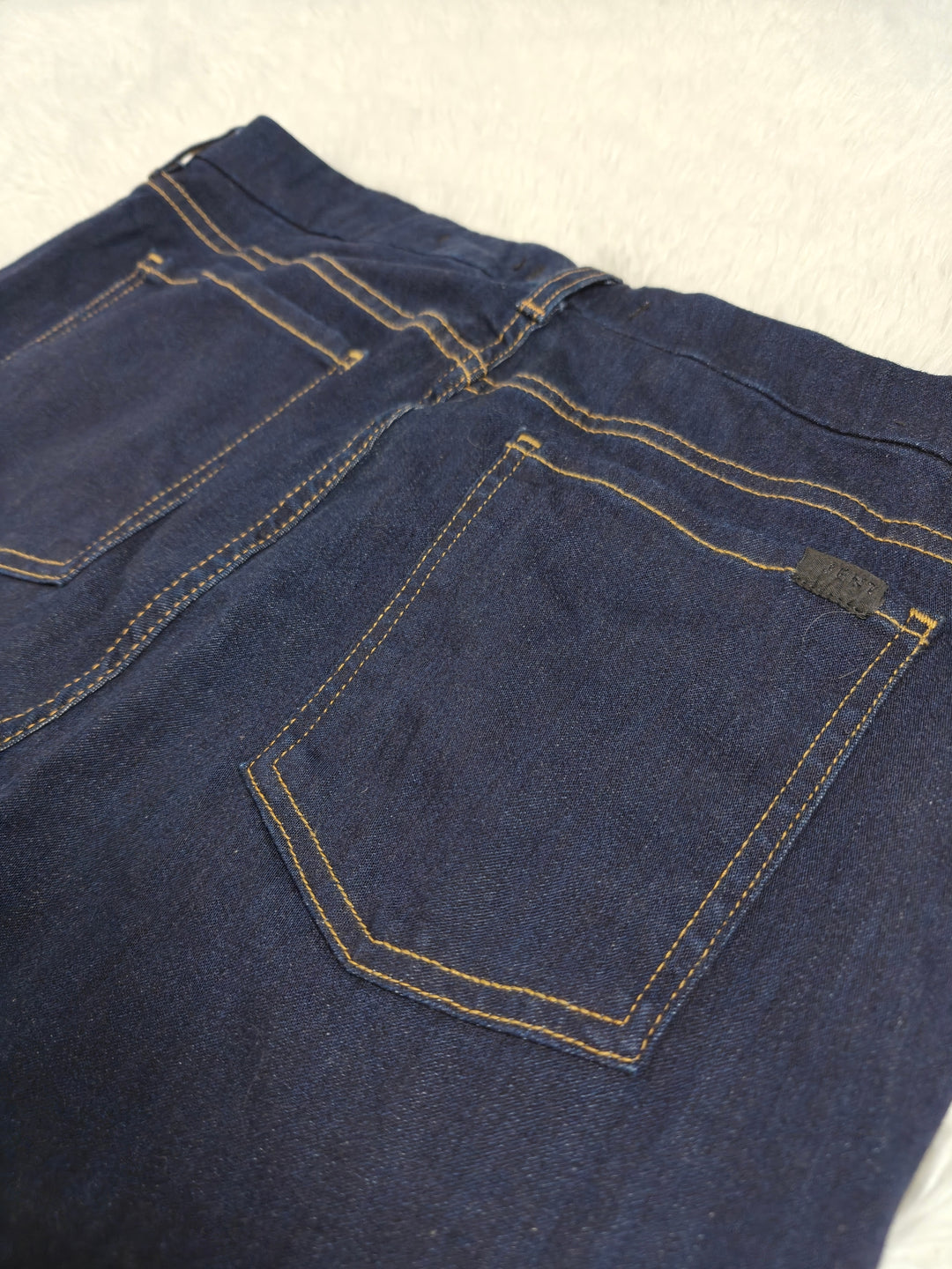 7 For All Mankind JEN7 Slim Bootcut Jeans Women&