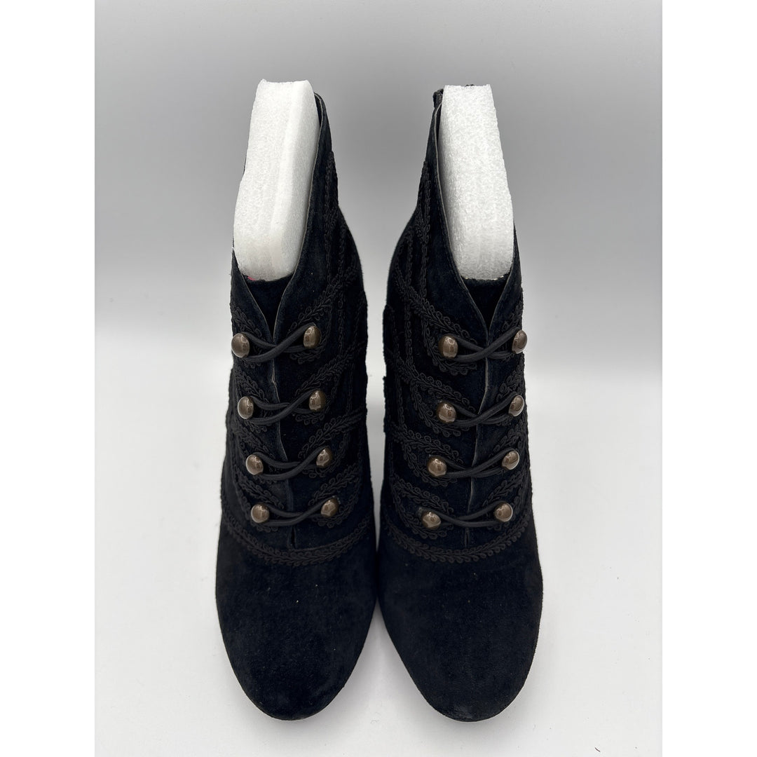 Women’s Seychelles Size 9 Black Suede Heeled Ankle Boots w/ Embroidery.