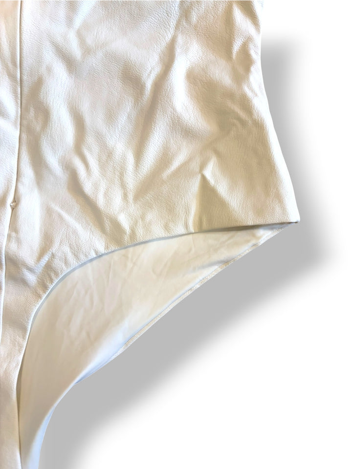 Naked Wardrobe White Faux Leather Ruched Bodysuit Size L NWT Strapless Corset