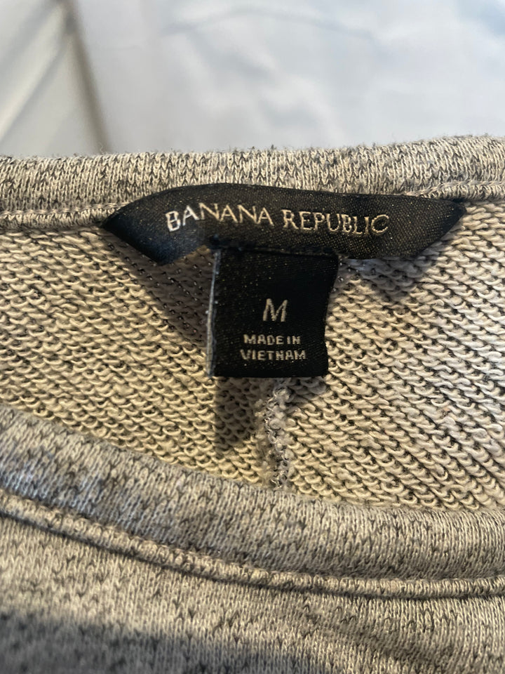 Banana Republic - Size M