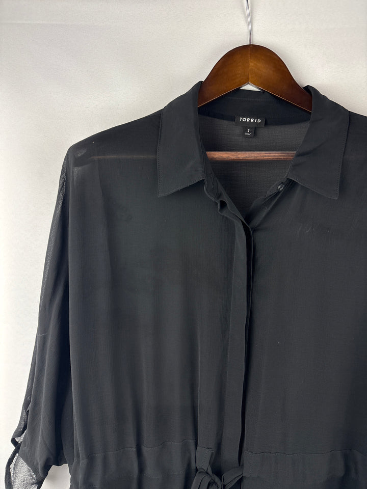 Women’s Torrid Size 1 Black Sheer Buttoned Blouse