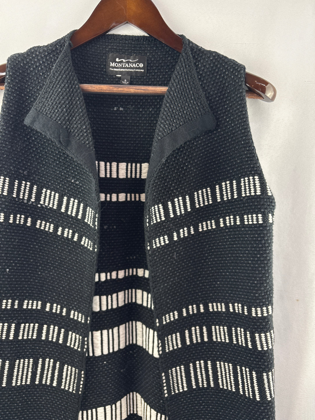 Women’s MontananCo Small Black &amp; White Patterned Knit Vest
